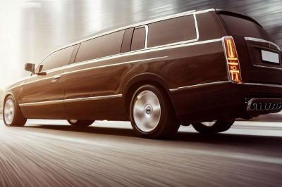 Experience the City: Top Scenic Routes for Limousine Tours